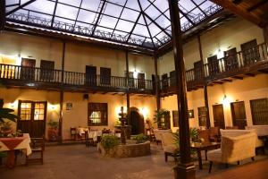 Hotel Cajamarca餐厅或其他用餐的地方