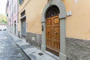 Santa Croce apartment的门面或入口