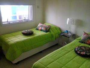 Apartamento en Punta del Este的休息区