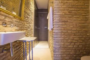 Apartamentos RG Dúplex San Bernardo的一间浴室