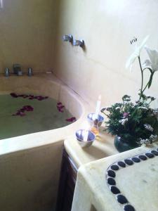 天堂湾酒店 的一间浴室