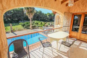 Desig - holiday home with private swimming pool in Moraira内部或周边泳池景观