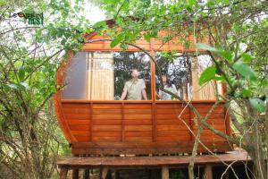 Leopard Nest - Glamping in Yala外面的花园