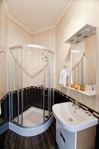 Отель "Соборный"的一间浴室