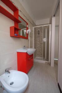 阿尔伯格科斯塔酒店的一间浴室