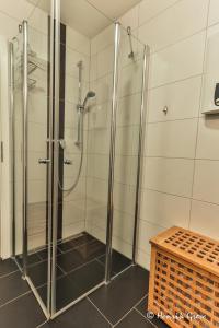 Ferienhaus an der Brunnenaue 4 Sterne zertifiziert kostenlos Wlan & Netflix的一间浴室