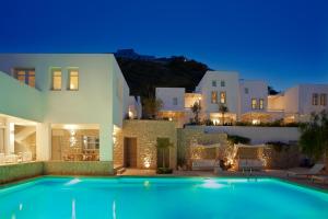 Skyros Ammos Hotel内部或周边的泳池