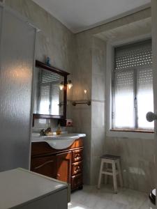 Excellent apartment in Lisbon的一间浴室