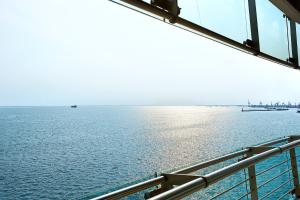 塞萨洛尼基戴奥斯尊享人生酒店的游船上可欣赏到海景