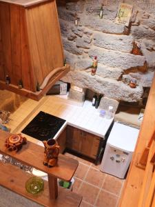 Bodega rural tipo loft的厨房或小厨房