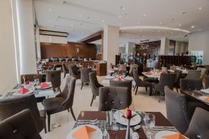 迪拜阿尔巴沙招牌酒店的相册照片