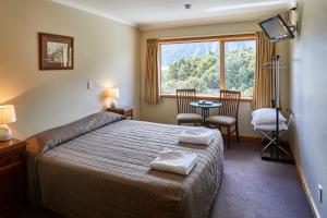 库克山高山旅馆客房内的一张或多张床位