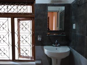 Bodhi Apartment hotel的一间浴室