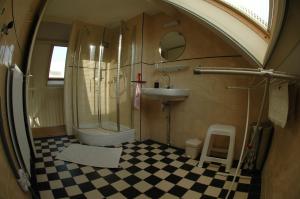 安德夸克尔酒店的一间浴室