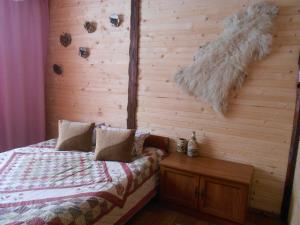 Sadyba Karpatskyi Vedmid客房内的一张或多张床位