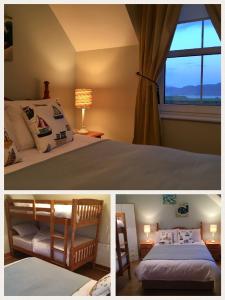 波特萨伦No 4 Ballymastoker Cottage的卧室两张照片,配有一张床和一个窗户