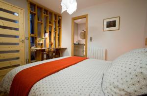 Gite urbain AU 2BIS - Annecy客房内的一张或多张床位