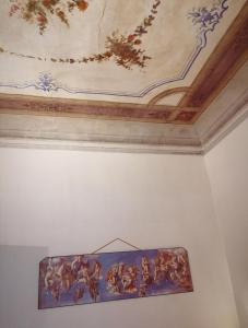 佛罗伦萨纳西拉旅馆的墙上的画作,天花板