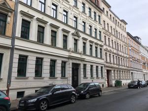 莱比锡Kuschelige Dachgeschosswohnung am Clarapark的相册照片