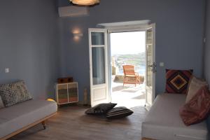 Andromeda Mykonos Villas & Suites的休息区