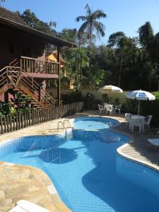 Pousada da Villa Itamambuca内部或周边的泳池