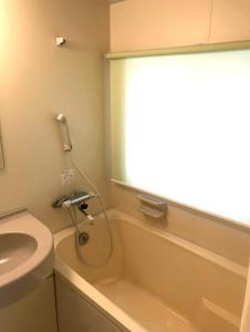 亚奇日式旅馆的一间浴室