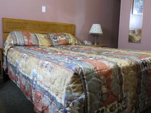 奥瑞拉国王酒店客房内的一张或多张床位