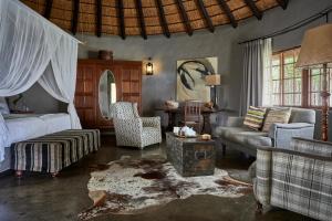 Motswari Private Game Reserve by NEWMARK的休息区