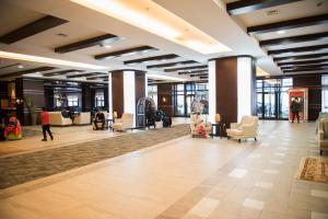 Karinna Hotel Convention Center & Spa - Full Board Plus的休息区