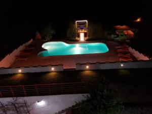 阿尔盖罗Il Sogno di Alghero - Adults Only的享有游泳池的顶部景色