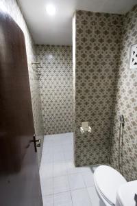 莱斯塔里酒店的一间浴室