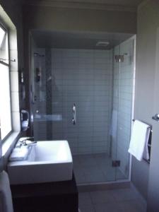 布里斯托尔汽车旅馆的一间浴室