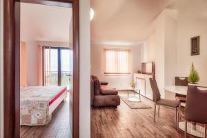 克勒克Apartmani Kremena small beach 200m的相册照片