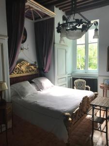 Château de Varennes客房内的一张或多张床位