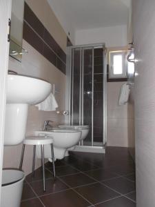 卡萨嘉利雅帝酒店的一间浴室