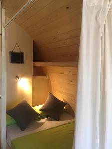 埃斯塔蒂特Glamping Lodge Estartit的相册照片