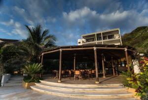 CuatunalcoManta Raya Hotel - right on the beach的相册照片