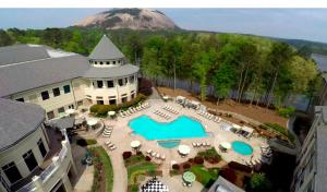 Atlanta Evergreen Lakeside Resort鸟瞰图