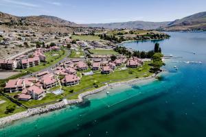 Lake Chelan Shores鸟瞰图