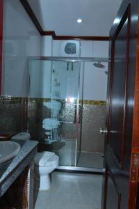 Favanhmai Hotel的一间浴室