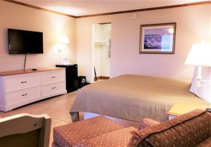埃文代尔海洋酒店客房内的一张或多张床位