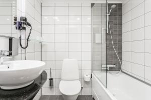 诺瓦酒店的一间浴室