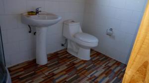 Cabañas en Villarrica的一间浴室