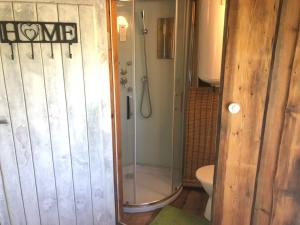 Lootsimaja - Pilot's House - Orjaku Harbour的一间浴室