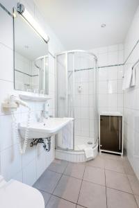 宁芬堡斯加罗斯兰蒙酒店的一间浴室