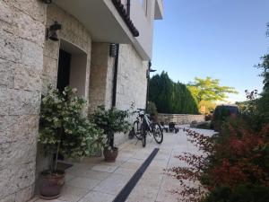 Guest House Balchik Hills平面图