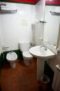 拉卡萨迪尔奥尔甘尼斯特乡村别墅的一间浴室