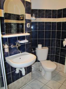 威拉码头旅馆的一间浴室