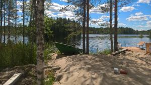 Lake Cottage Koivuniemi平面图