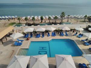 阿吉亚特拉萨三泰海滩酒店的相册照片